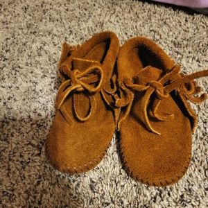 Size 5 toddler Minnetonka Moccasins